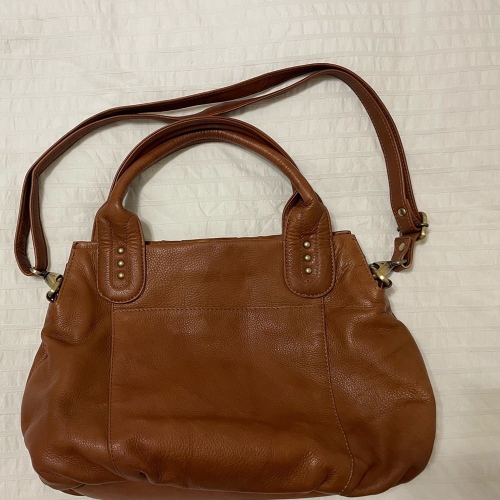 GREAT AMERICAN LEATHERWORKS- Brown
Leather Adjustable Crossbody Handbag